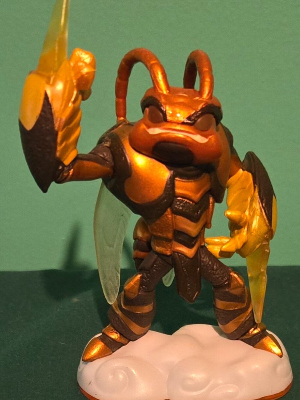 Skylanders GIANTS Character Figure: SWARM (orange base)
